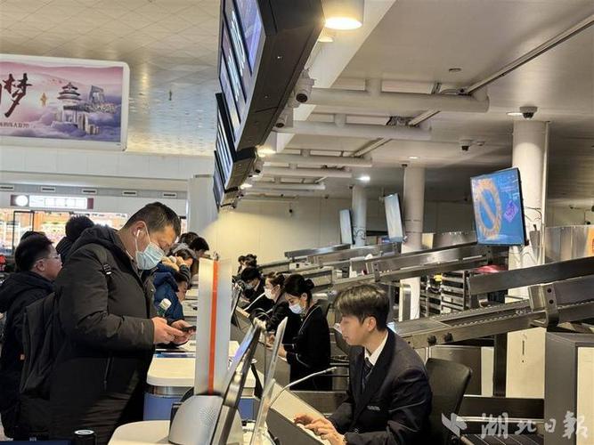 坐飞机可以提前4个小时办托运吗 坐飞机可以提前4个小时办托运吗